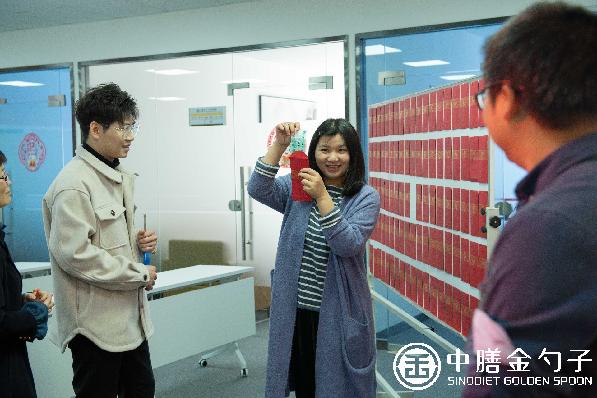 1613784901876094.jpg 1613784901876094.jpg